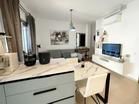 Piso en calle Antoñito El Molinero, 23