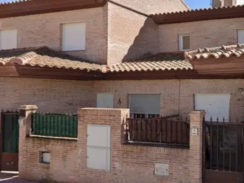 Chalet en calle Zarzamora
