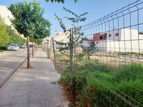 Terreno en calle Párroco Antonio García Valverde