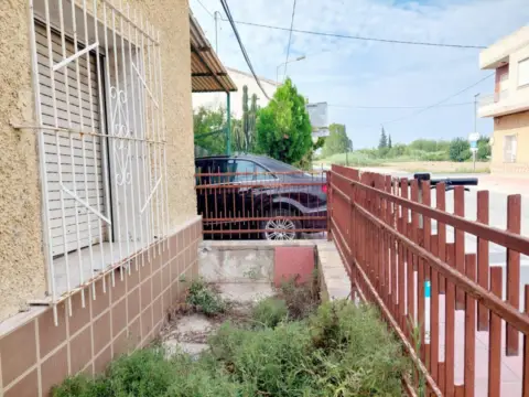 Casa en Zarandona
