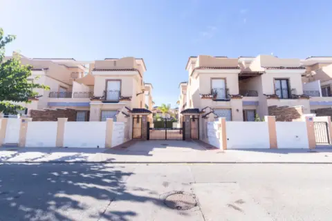 Dúplex en Las Higuericas