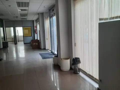 Local comercial en Avenida de Juan Carlos I