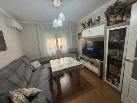 Piso en Linarejos