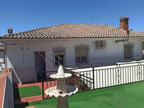 Casa en S. Sebastian de los Ballesteros