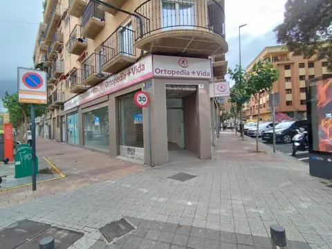 Local comercial en Barrio del Carmen
