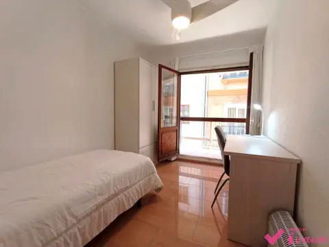 Habitación en calle de En Gil