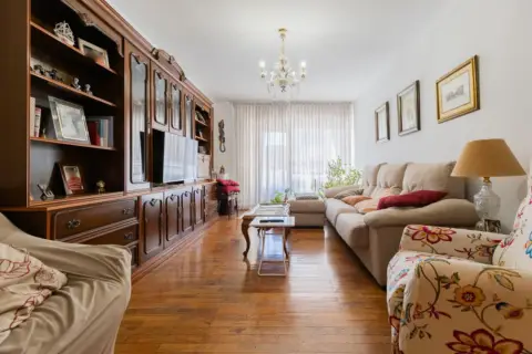 Piso en calle Uribarri