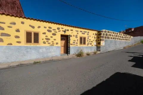 Finca rústica en calle de la Longuera