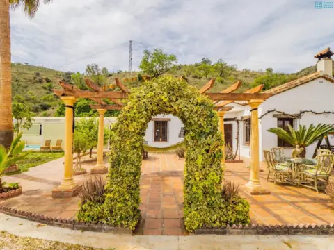 Finca rústica en Casabermeja