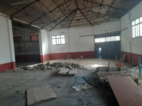 Nave industrial en 03640