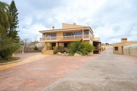 Chalet en Peña Las Aguilas