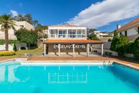 Chalet en Avenida de Doña Fermina
