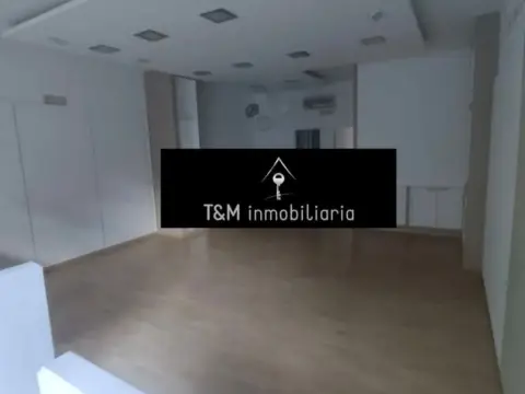 Local comercial en Avenida de Celanova