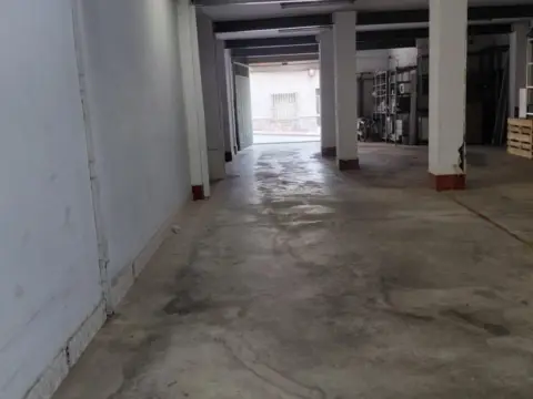 Local comercial en Campoamor