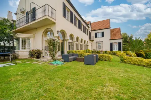 Chalet en Las Arenas Centro