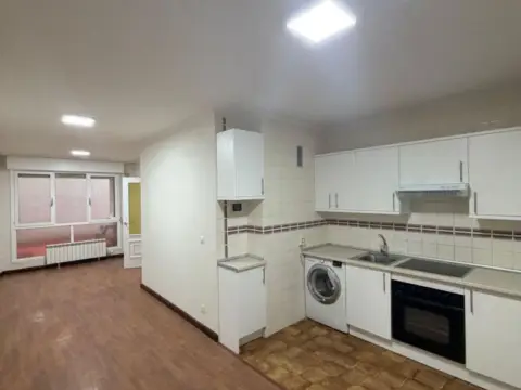 Piso en calle de Gascona, 26