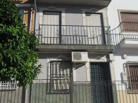 Chalet en calle de José Ruíz Canela