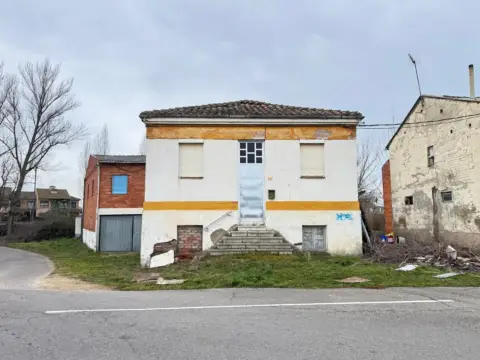 Casa rústica en calle de Jesús Nazareno