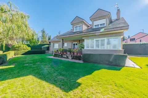 Chalet en Mojadillas - Parque de Las Infantas - El Paraiso