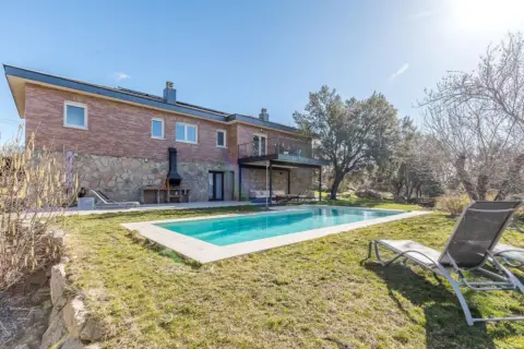 Chalet en Pinosol - El Alcor - Peralejo