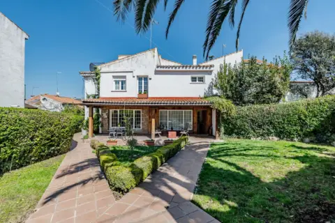 Casa pareada en Zona Estación