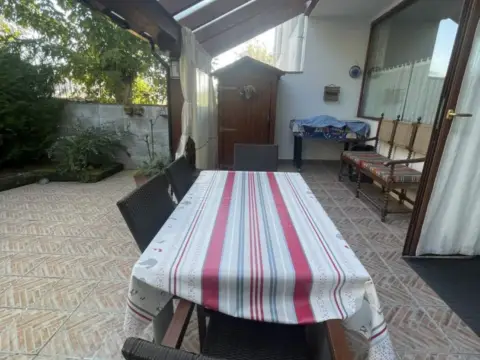 Chalet en calle Montesol Etxetaldea