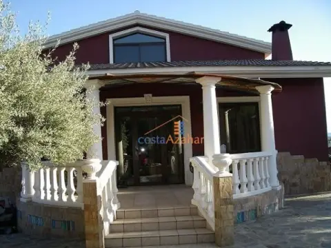 Chalet en Oeste