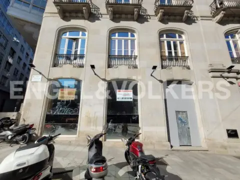 Local comercial en calle del Doctor Cadaval, 2