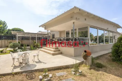 Chalet en calle de la Retama