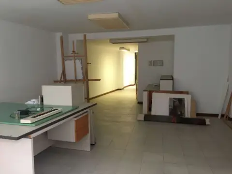 Oficina en calle de Colón