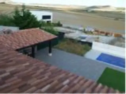 Chalet en Villalobon