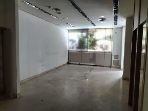 Local comercial en Avenida de Valladolid