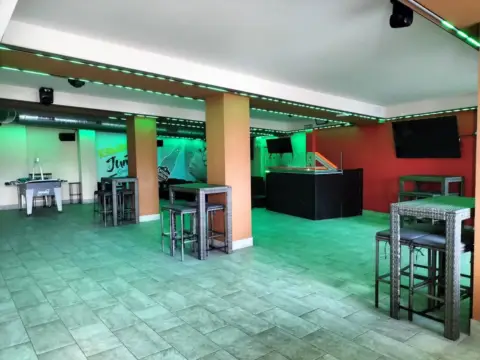 Local comercial en Ayuntamiento