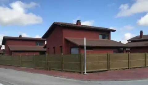 Chalet en Urbanización Llanos Verdeguera