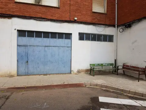 Local comercial en Tercer Barrio