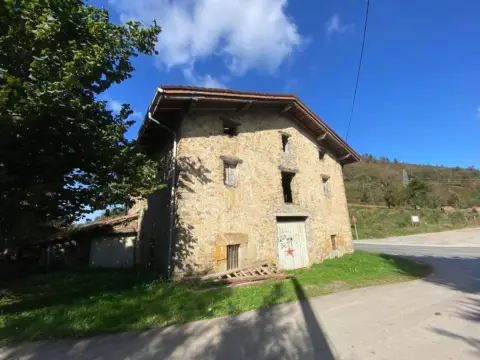 Finca rústica en calle Barrio Berrio