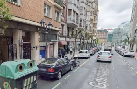 Garaje en calle de Gordoniz, 6