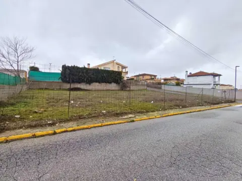 Terreno en calle del Príncipe Felipe, 11