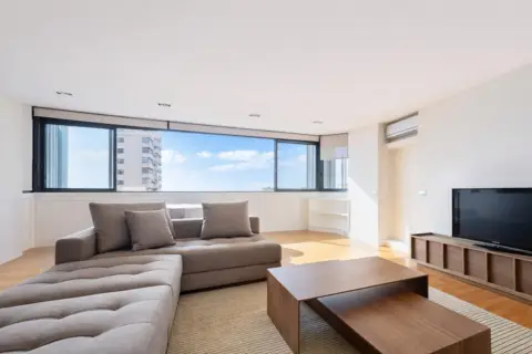 Piso en Avenida Profesor Peraza de Ayala, 9