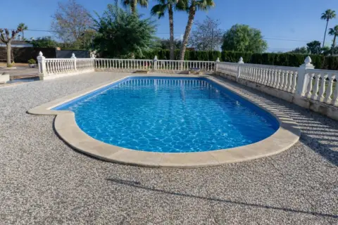 Chalet en calle Partida El Cachap