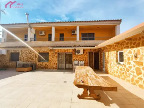 Chalet en Los Ramos