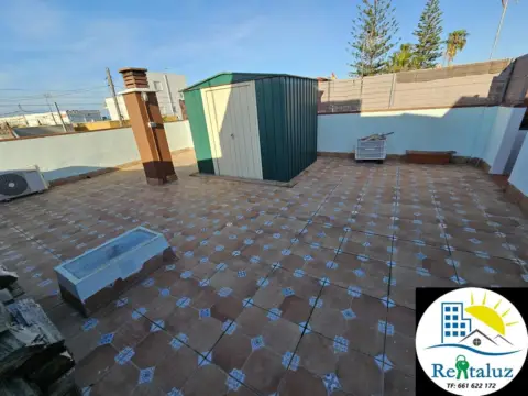 Casa adosada en Camino de la Reyerta