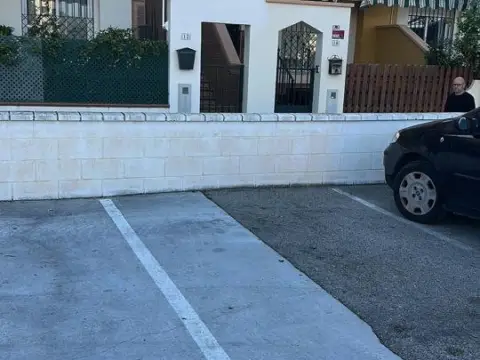 Chalet en calle Jazmines