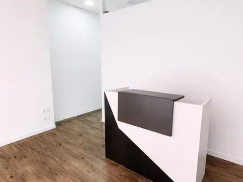 Local comercial en calle de Antonio Puig