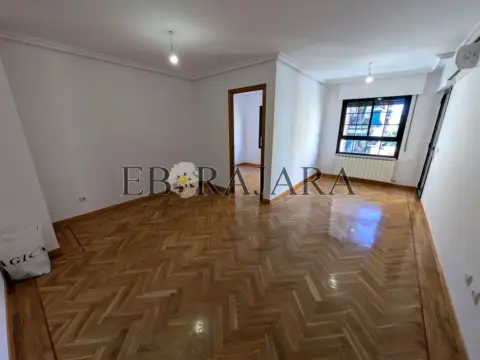 Piso en calle del Capitán Cortés