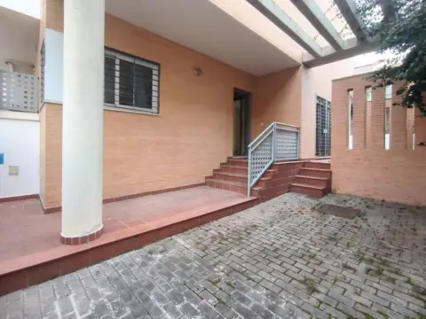 Casa pareada en Espartinas
