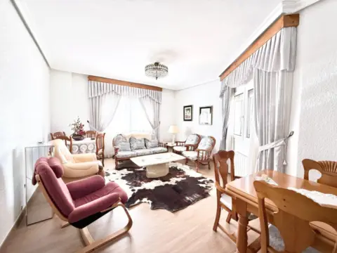 Casa en calle de las Palmeras de Corvera, 4