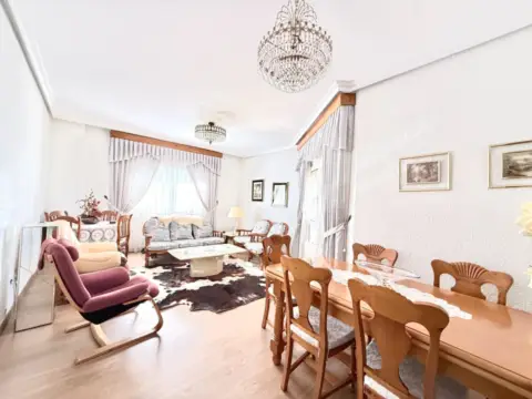 Casa en calle de las Palmeras de Corvera, 4