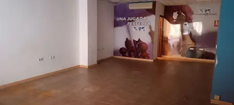 Local comercial en Avenida del Aljarafe