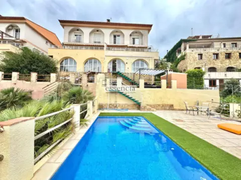 Chalet en Urbanizaciones
